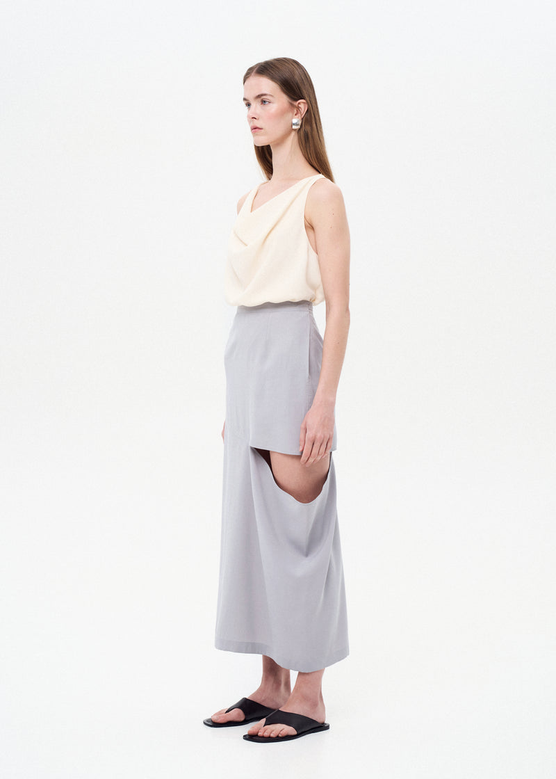 Asymmetrical skirt