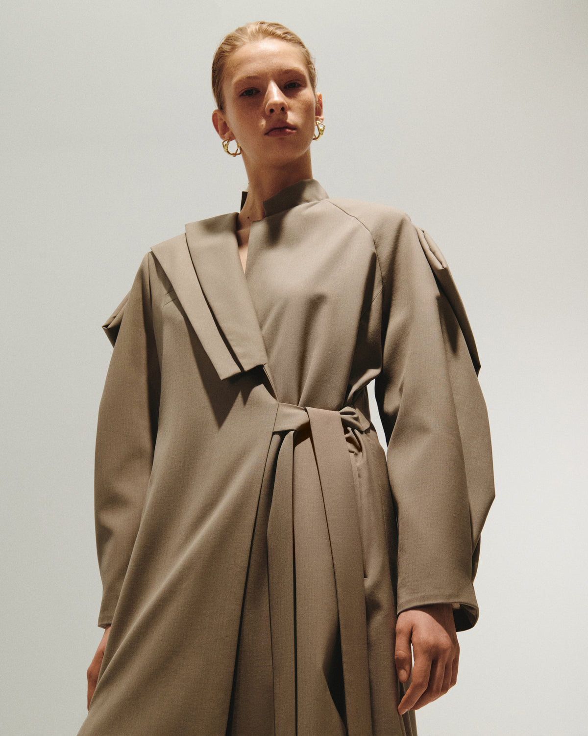 Combined design trench coat